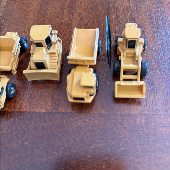 Ertl Die Cast Mini Construction Car Toys 1991 Lot And A Brand New Matchbox - Picture 8 of 15